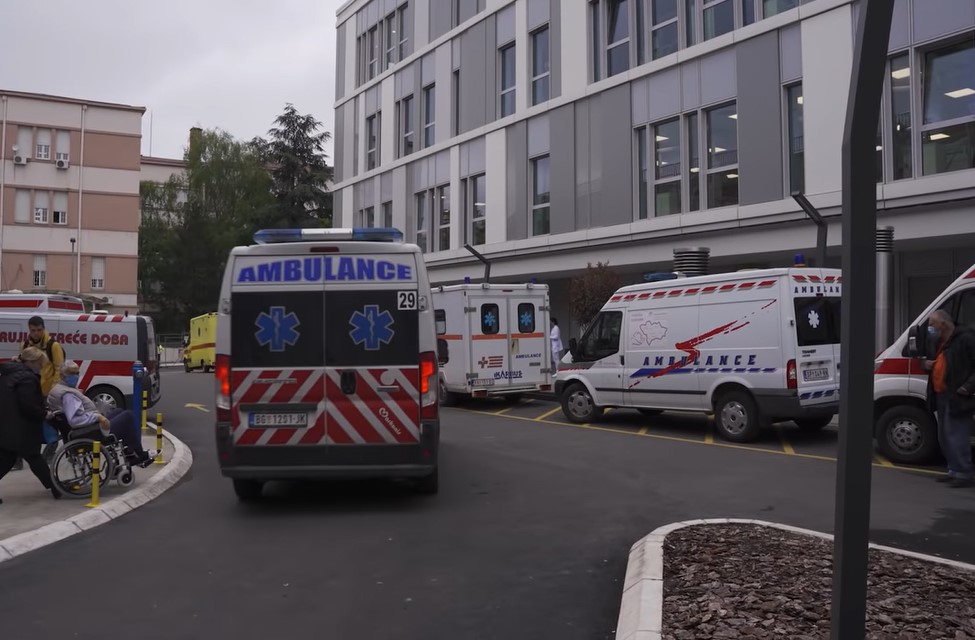 HITNO PREBAČEN U BEOGRAD Pogoršalo se stanje radnika povrijeđenog u eksploziji u fabrici
