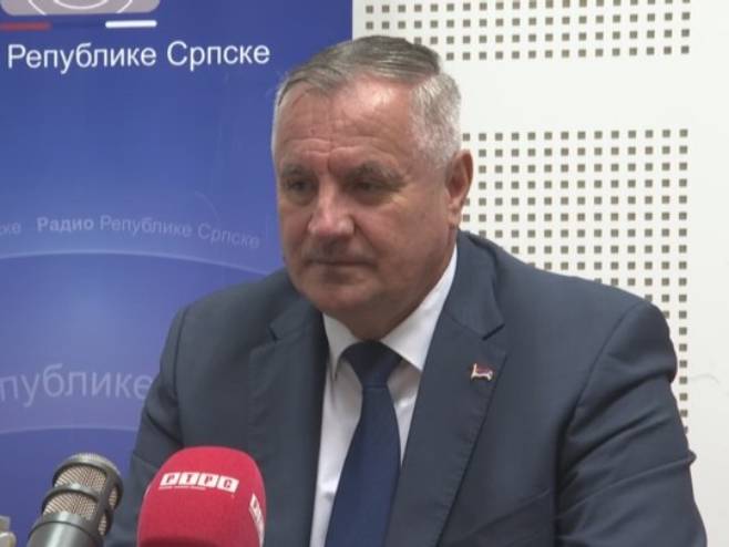 VIŠKOVIĆ OPLEO PO BEĆIROVIĆU: Njegovo djelovanje najviše šteti BiH (VIDEO)
