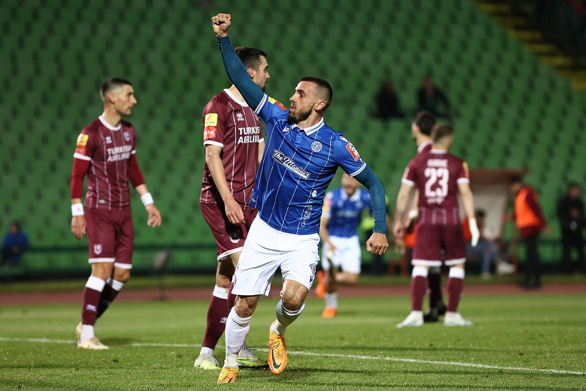 Sarajevski derbi počeo sa dosta opreza: "Željo" se u 96. minutu spasio poraza