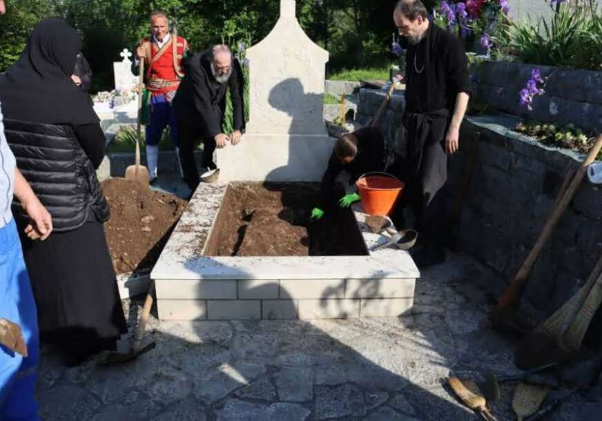 OTKRIĆE NADOMAK TREBINJA Pronađene mošti Svete Ane, majke Svetog Vasilija (FOTO)