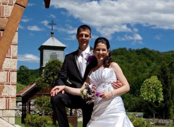 DECENIJA LJUBAVI Jelena Trivić proslavila 10 godina braka: "Danas smo samo srećni..." (FOTO)