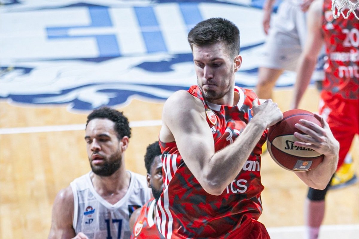 Zvezda uništila Budućnost u Podgorici i otišla u finale ABA lige