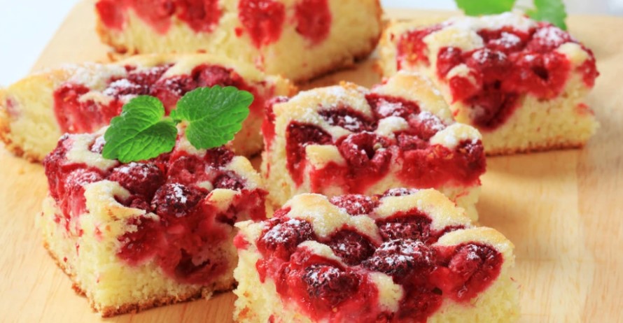 ŽUTI KOLAČ SA MALINAMA Provjeren recept sa mjerama na kašiku, nema šanse da vam ne uspije
