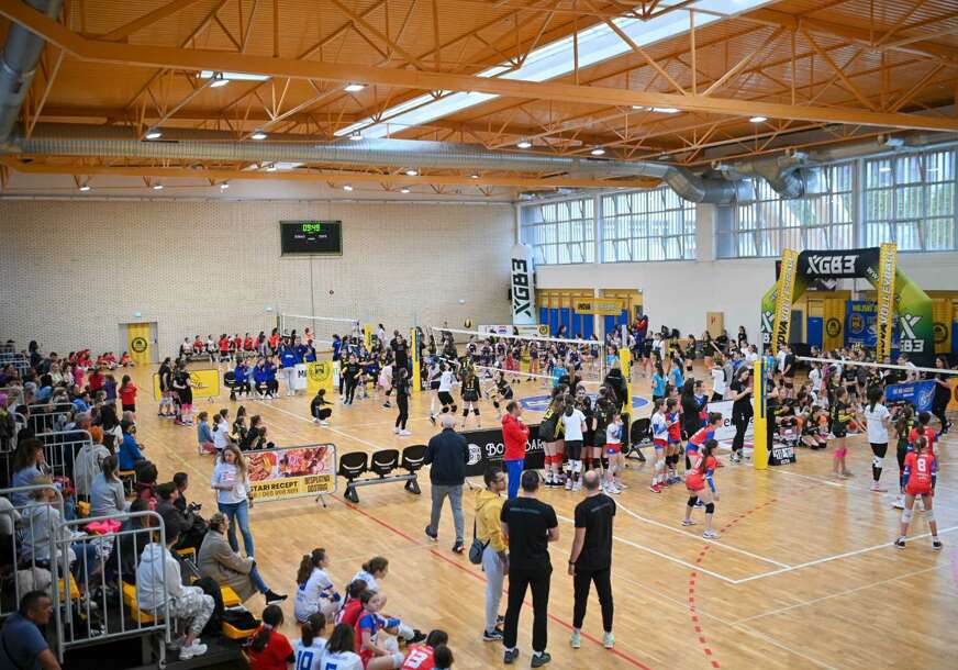 VIŠE OD 1.000 UČESNIKA Počeli "Majski dani odbojke" u Banjaluci