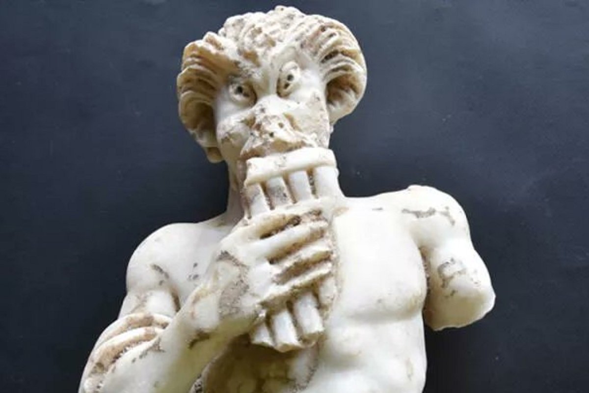 STARA 1.700 GODINA U Istanbulu pronađena statua grčkog boga Pana (FOTO)