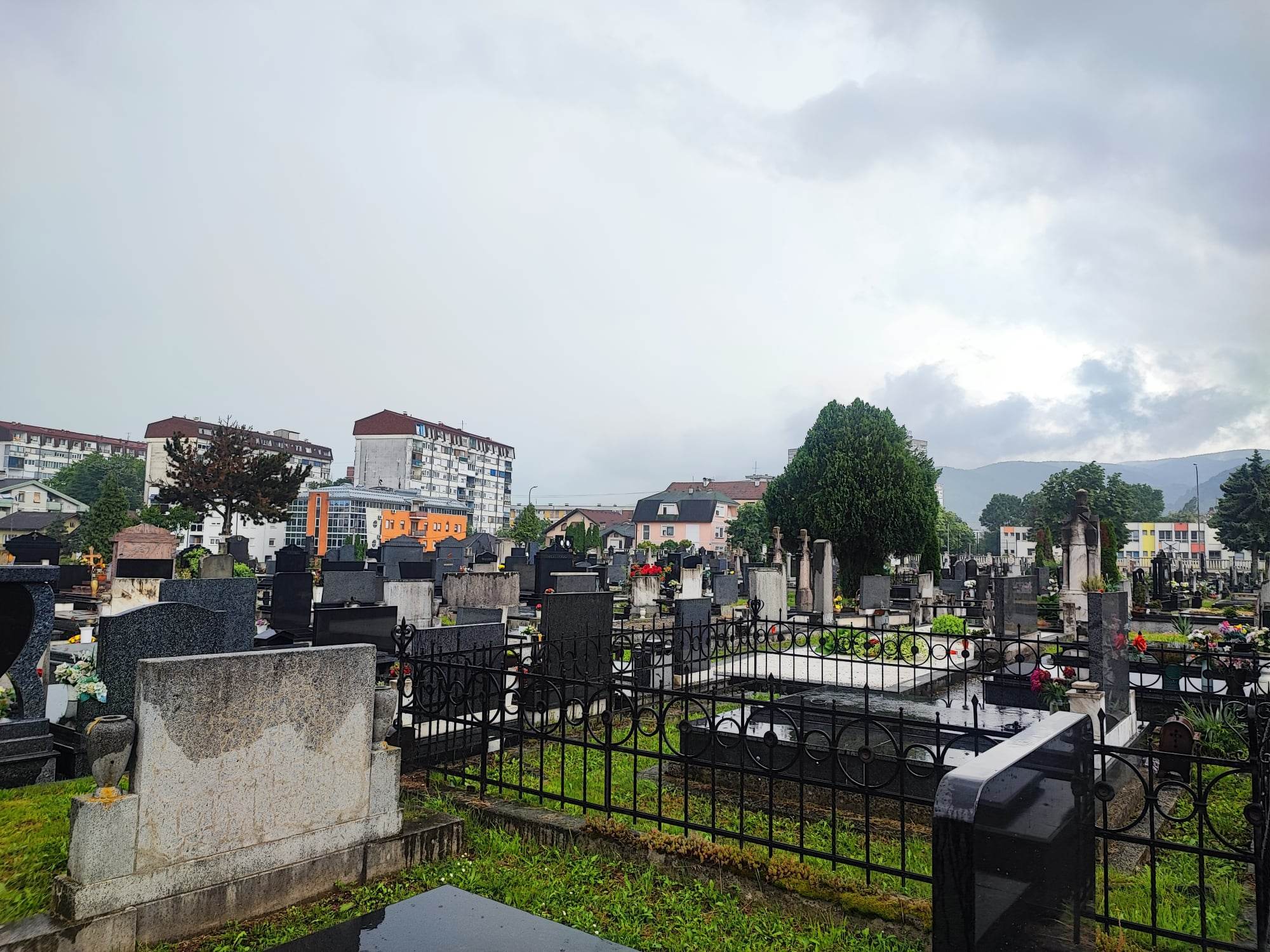 Jedan običaj na sahranama predstavlja veliki grijeh: Mnogi ga primjenjuju, a ne znaju šta stoji iza svega