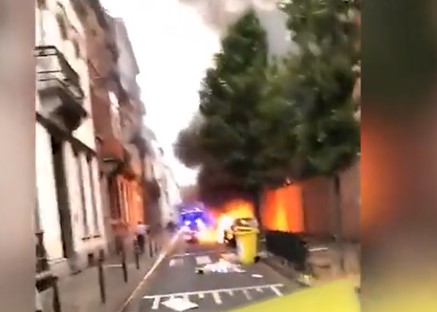 GORI BRISEL Protesti iz Francuske se preselili u Belgiju, policija i vatrogasci na nogama (VIDEO)