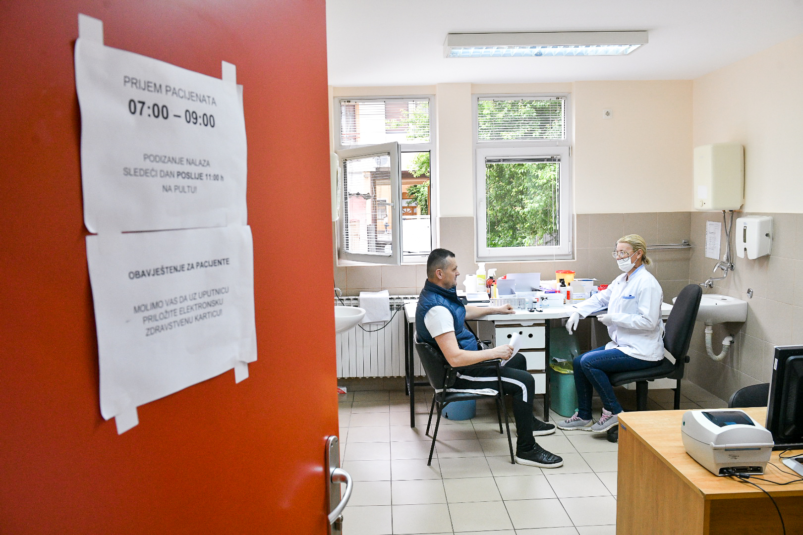 PACIJENTI I MEDICINARI U PROBLEMU Za 10 godina u Banjaluci će se prepoloviti broj porodičnih ljekara