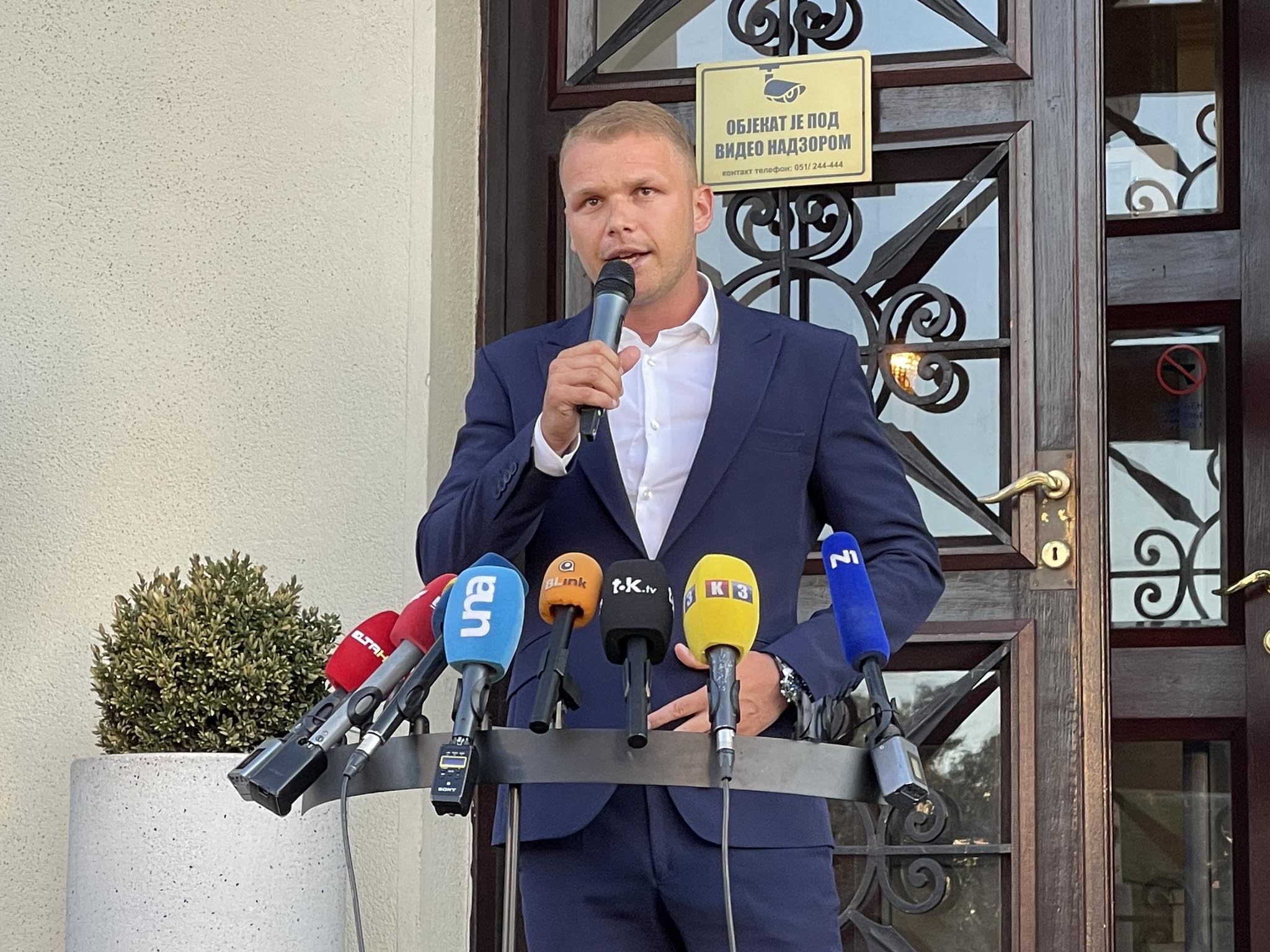 "UZIMA SUDBINU U SVOJE RUKE" Radnici Gradske uprave podnose krivičnu prijavu protiv Stanivukovića