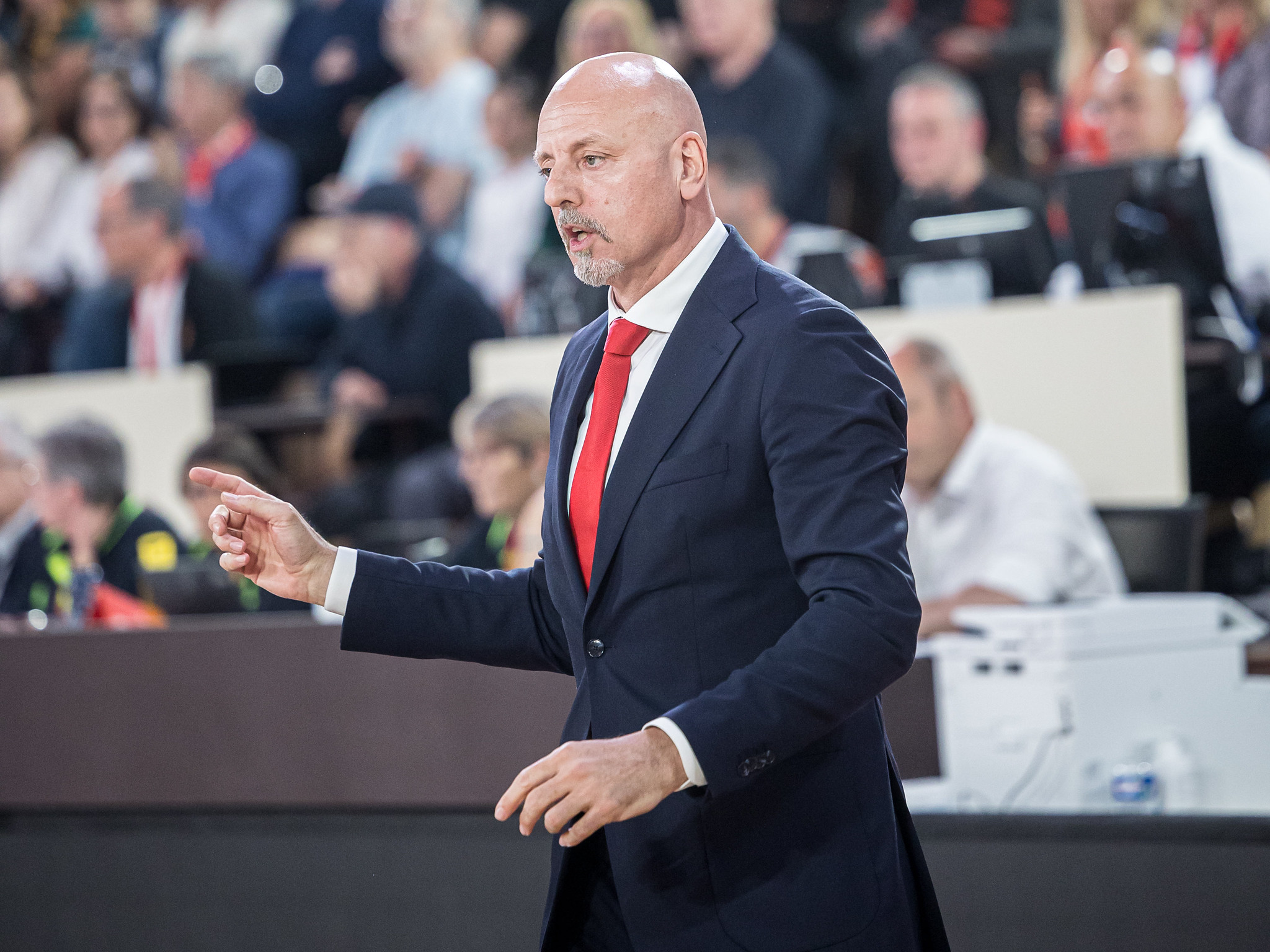 SAŠA OBRADOVIĆ PONOSAN NA ORLOVE "Da nije bilo sudijskih grešaka desilo bi se svjetsko čudo"