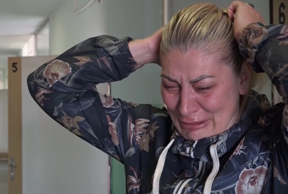 MAJKA DJECE PRETUČENE NA KOSOVU Opisala užas koji je zatekla, sina su udarali u međunožje: "Mama, da nisi došla, ne bih imao djecu" (VIDEO)