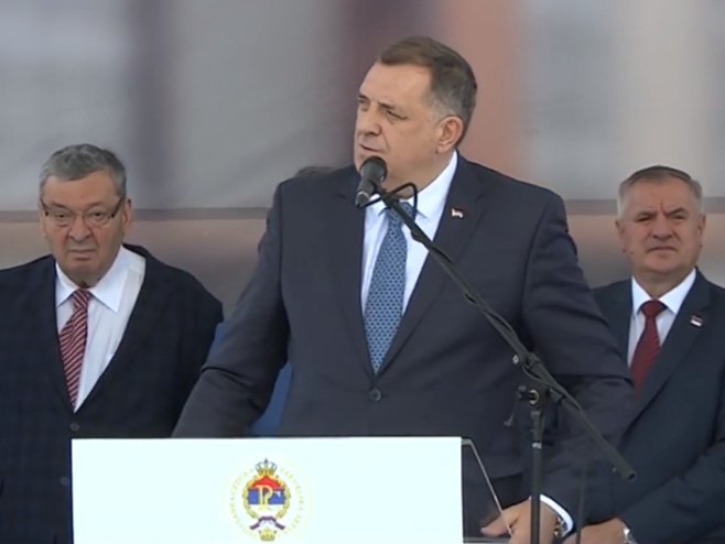 SLIKE IZBJEGLIČKIH KOLONA I DANAS ŽIVE Dodik: Srbi iz Sarajeva su najveće žrtve proteklog građanskog rata u BiH
