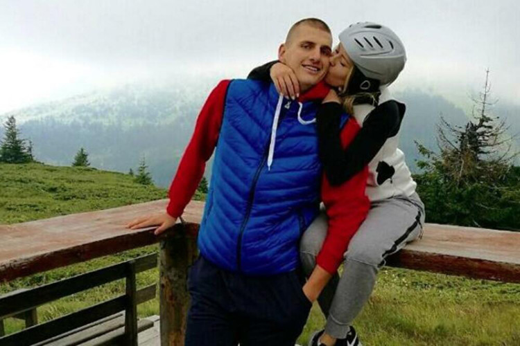 IMA MILIONE, ALI GA NE ZANIMAJU EGZOTIČNE DESTINACIJE Evo gdje je Nikola Jokić pronašao oazu mira