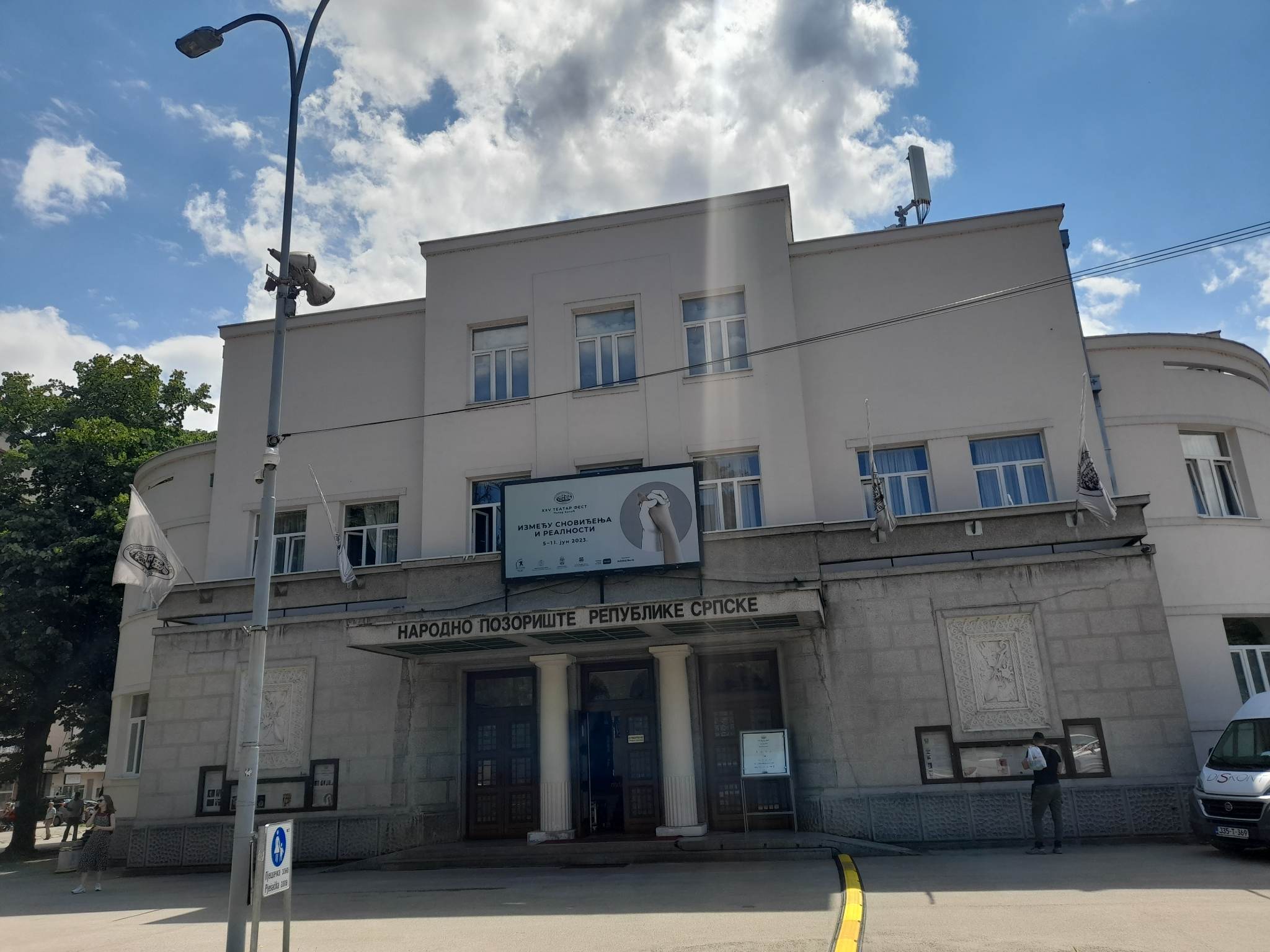 VRHUNSKA OSTVARENJA NA SCENI Pogledajte repertoar Narodnog pozorišta RS za decembar