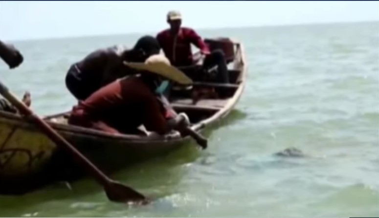 ZA JEDNOM OSOBOM SE JOŠ TRAGA Dvoje migranata izgubilo život nakon prevrtanja broda