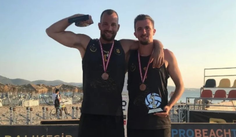 NOVA SRAMOTA SPORTISTA TZV. KOSOVA Provocirali dvoglavim orlom, reprezentativci Srbije odbili da izađu na teren (FOTO)