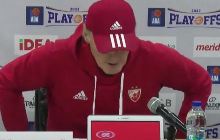 Skandal na konferenciji Ivanovića, trener se iznervirao: Šta je bilo, da idem ja?