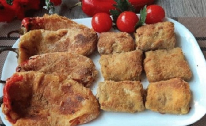 Pohovano, ali bez prženja: Recept za punjeni patlidžan i papriku