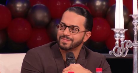 ADIL "ZAMIJEŠAO" UZ TEIN HIT Publika u šoku dijeli snimke na društvenim mrežama, oglasio se pjevač i otkrio šta se desilo (VIDEO)