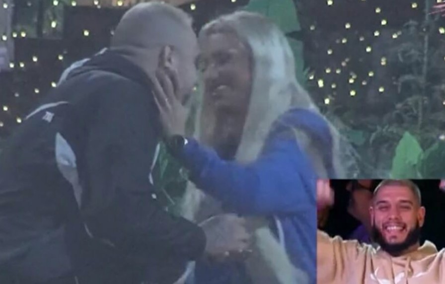 FILIP CAR VJERIO ALEKS! Kleknuo pred njom, ona oduševljeno rekla "DA", a Dejan ih sve vrijeme gledao (VIDEO)