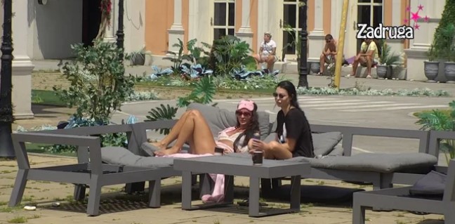 KAO U STARA DOBRA VREMENA! Maja odlučila da Leo ponovo pozove Janjuša da laju zajedno! (VIDEO)