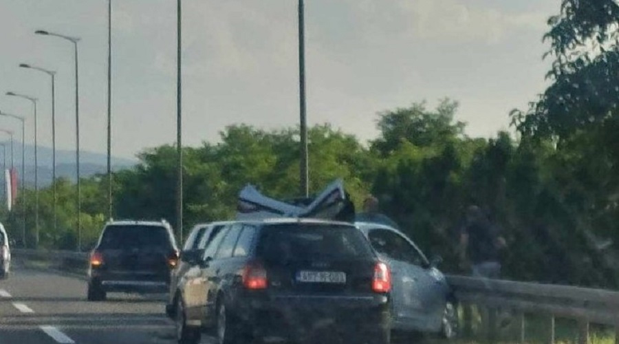 Sudar tri auta na putu Banjaluka-Gradiška