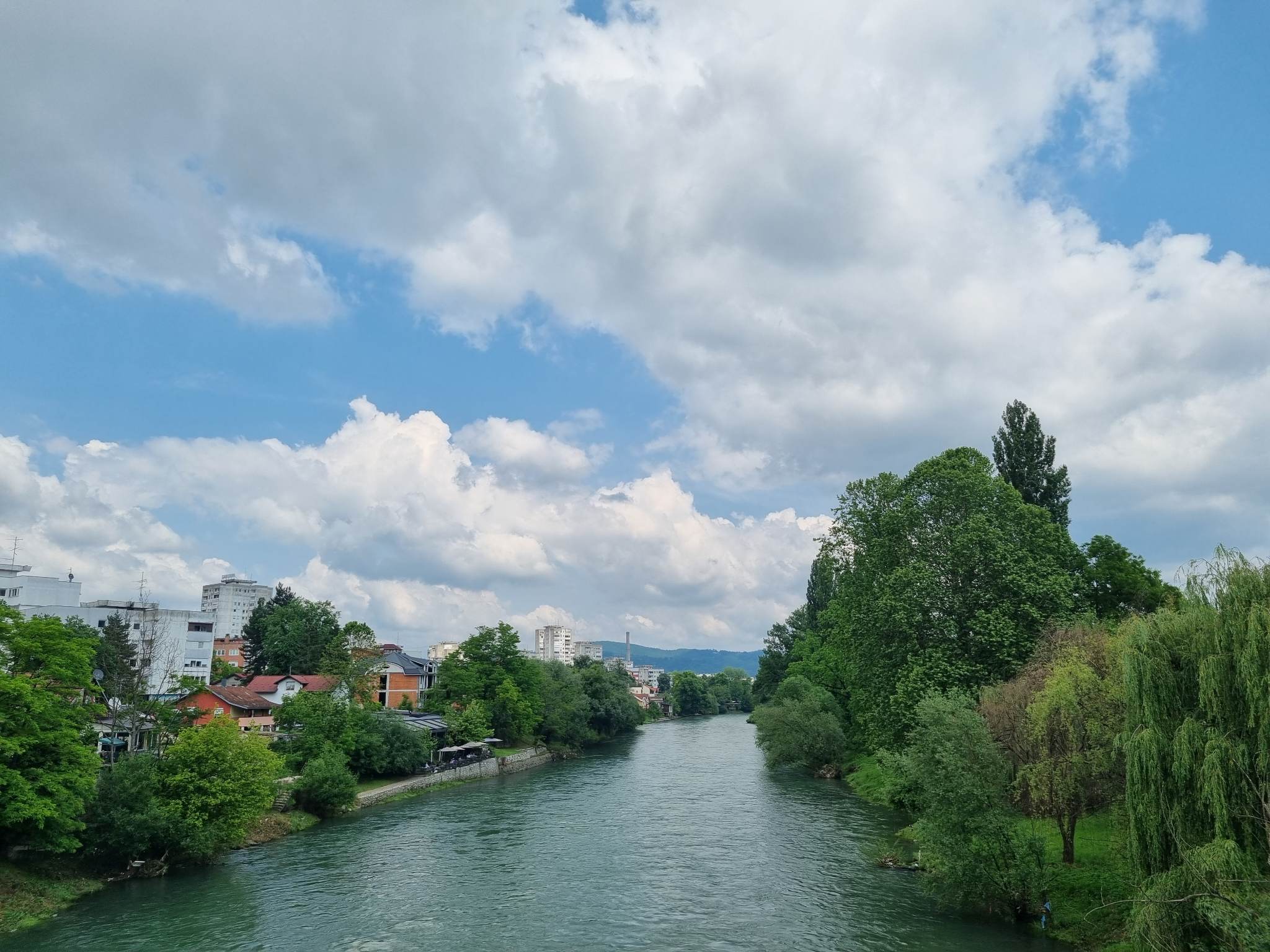 VREMENSKA PROGNOZA ZA SUTRA U nedjelju popodne kiša i pljuskovi sa grmljavinom