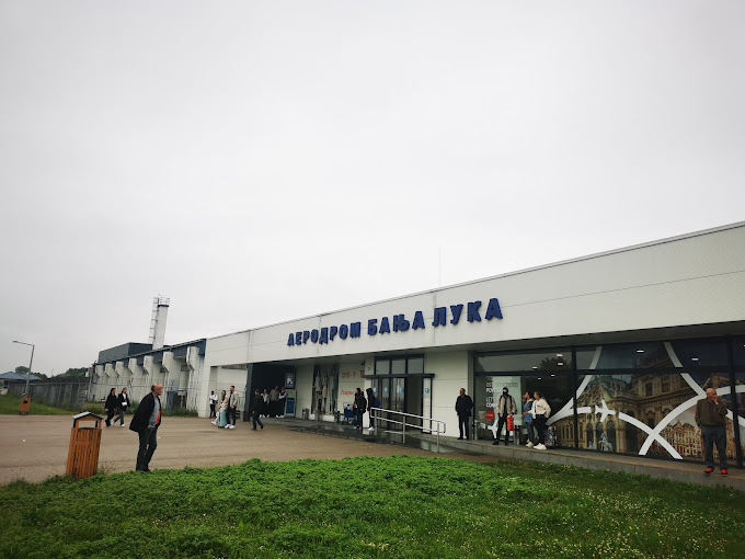 Direktori aerodroma traže ukidanje takse od tri KM po putniku