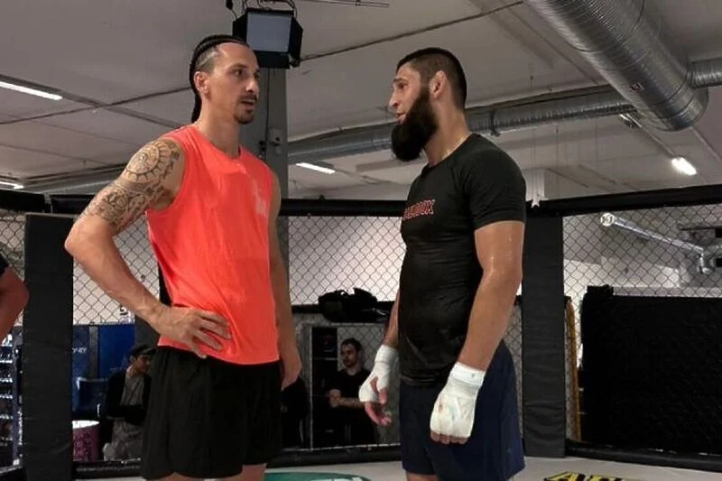 NE MIRUJE NI U PENZIJI Ibrahimović trenira sa čečenskim borcem