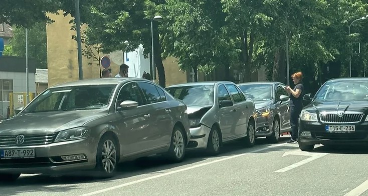 POLICIJA NA TERENU Sudar tri vozila u Banjaluci