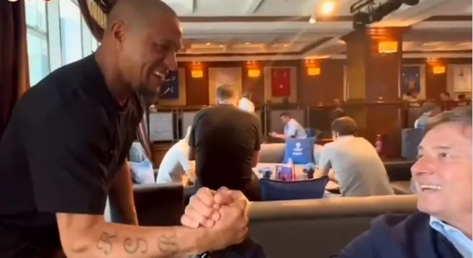 Legendarni Roberto Karlos prekinuo Piksijev intervju (VIDEO)