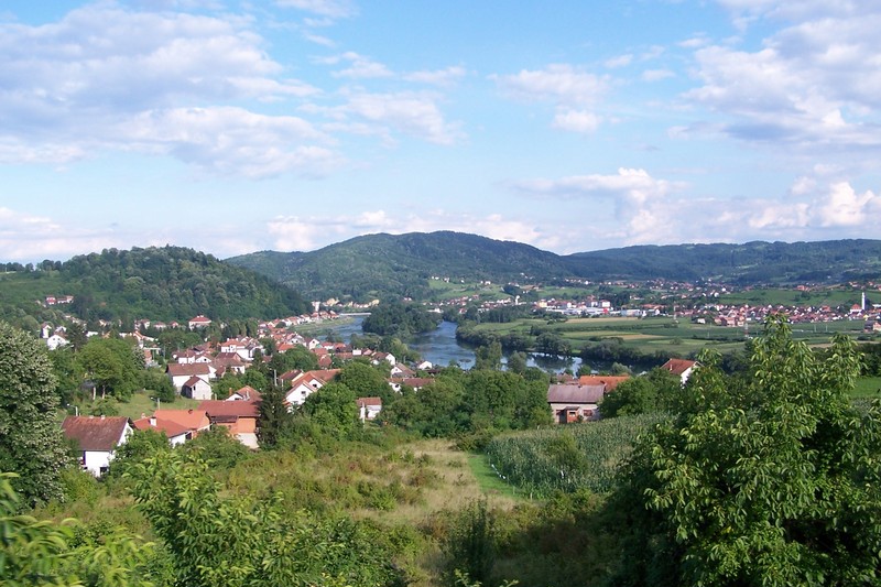 DRAMA U KOSTAJNICI Optužen da je pretukao nevjenčanu suprugu