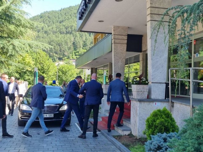 O ODLUKAMA NSRS PO PITANJU USTAVNOG SUDA BiH U Konjicu sastanak stranaka koje čine vlast na nivou BiH