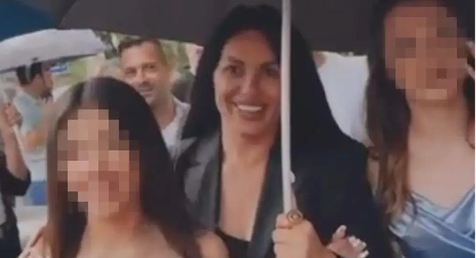 ISPUNILA OBEĆANJE Seka Aleksić odvela na maturu djevojčicu koju su zlostavljali, vratila joj osmijeh (FOTO)