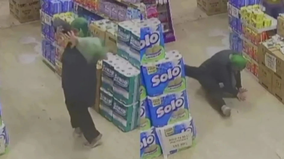 Hit snimak nasmijao društvene mreže: Žena zaplesala u supermarketu uz omiljenu pjesmu (VIDEO)