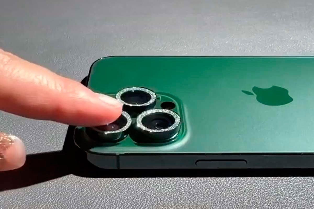 iPhone 16 Pro Max bi mogao imati "super telefoto" sočivo