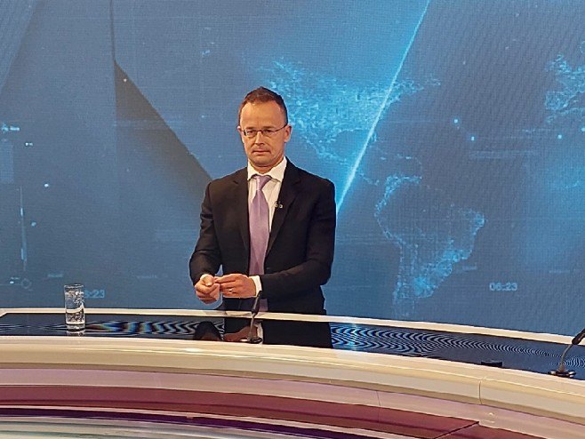 SIJARTO O PRIJETNJAMA: Sankcije demokratski izabranim liderima ne vode nigdje