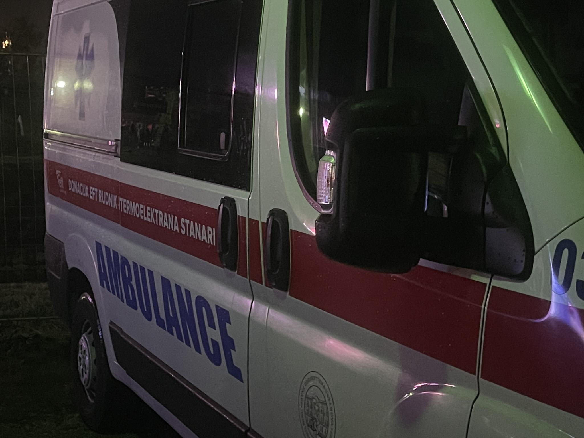 Turista pao sa ograde na Braču: Helikopterom prevezen u bolnicu, bore mu se za život