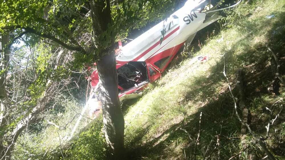 DRAMA U CRNOJ GORI Pao avion, dvije osobe povrijeđene
