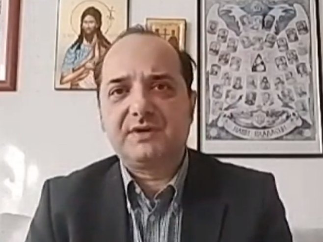 OŠTRA REAKCIJA POZNATOG ISTORIČARA Raković: Kazniti muslimanske ekstremiste za prijetnje Srbima u Srebrenici!