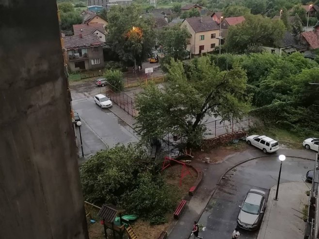 TRAGEDIJA U BRODU Muškarac preminuo od posljedica povreda zadobijenih u požaru