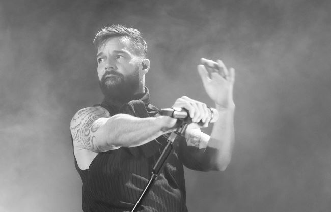IMAJU SAMO JEDNU ŽELJU Riki Martin se poslije 6 godina razvodi od muža