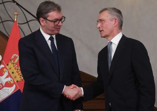 Vučić od Stoltenberga tražio da osigura bezbjednost Srba na KiM: Vi ste nadležni po Rezoluciji 1244 (FOTO)