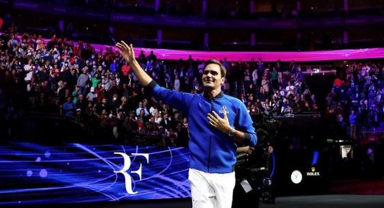 "SVAKO JE IMAO SVOJE RAZLOGE ZA SUZE" Federer: Nadam se da će Rafa da se oprosti od tenisa pod svojim uslovima