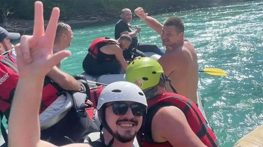 RAFTING NA TARI KOJI NIKADA NEĆE ZABORAVITI Gradiščani zaveslali sa Jokićem