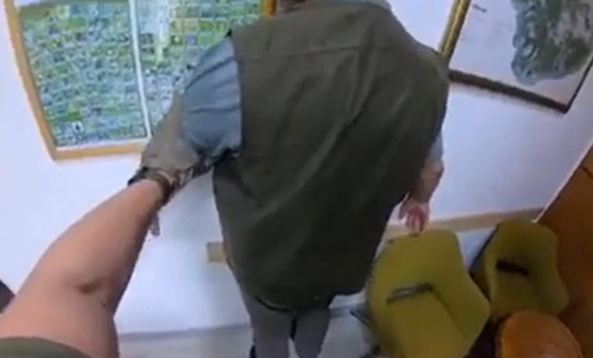 Pogledajte hapšenje direktora Šumskog gazdinstva "Borja" (VIDEO)