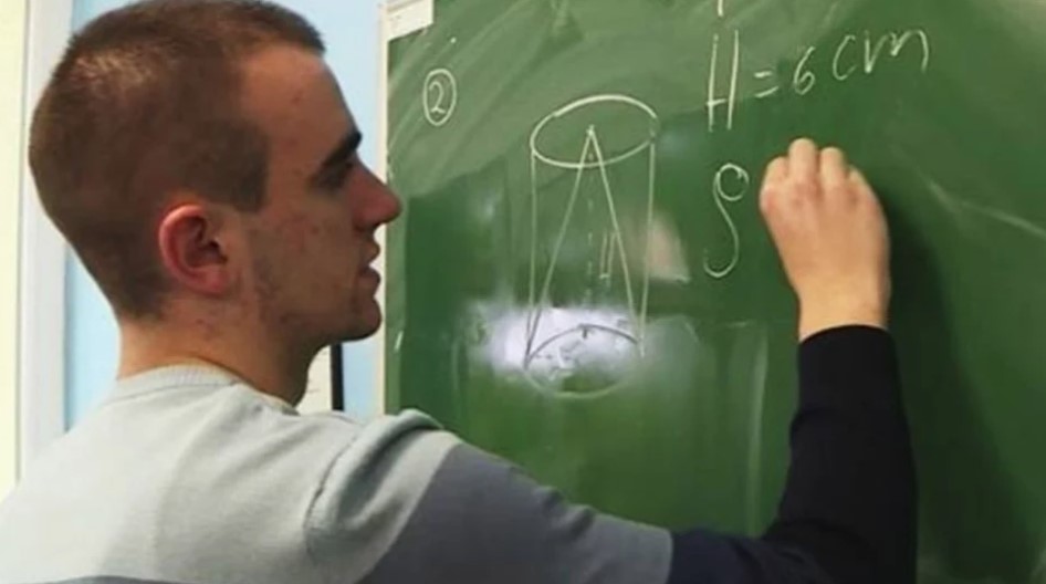 TREBINJE IMA RAZLOG DA SLAVI Matematičar Vuk Janković donio novo zlato