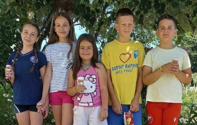 Najmlađi Kotorvarošani u akciji pomoći sugrađanki Sari Nedić (FOTO)