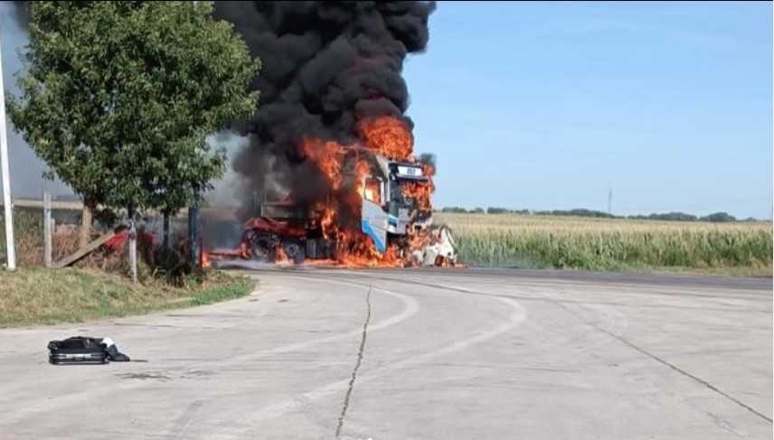 POZNAT IDENTITET VOZAČA KOJI JE ŽIV IZGORIO KOD SUBOTICE Tragediju izazvala jedna greška (VIDEO)