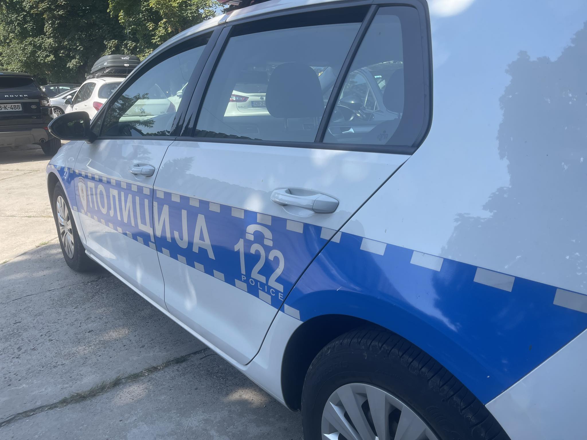 DETALJI TRAGEDIJE KOJA JE POTRESLA BiH Posvađao se sa nećakom, pa ga pregazio automobilom